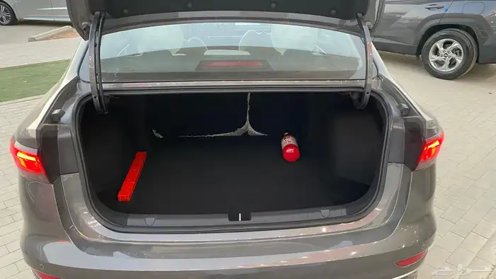 جيلي ام جراند 2026ستاندر خليجي (بنزين)1.5L 13