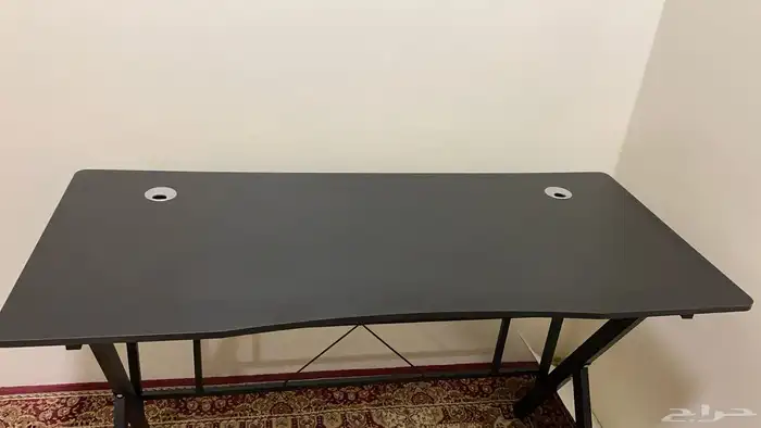 طاولة قيمنق - دراسه   للبيع 0