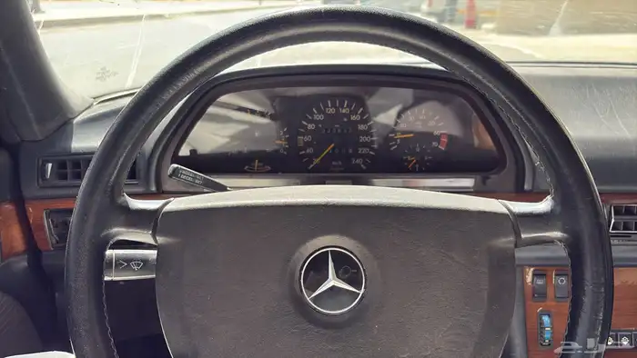 مرسيدس بنز 1990 SE300 3