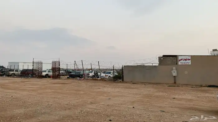 تشليح للبيع بكامل سياراته وقطعة 1