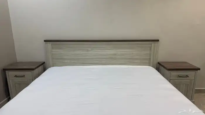 سرير 180 x 200 0