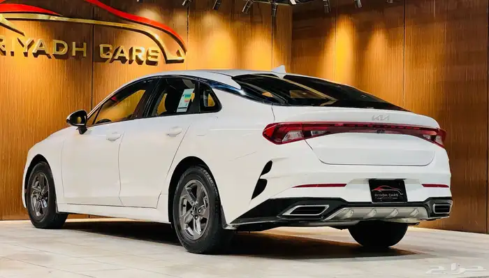 كيا 2022 K5 ( بحاله ممتازه) 3