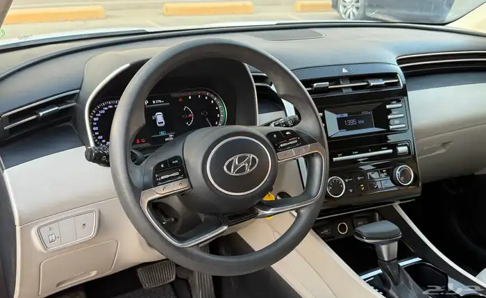 هونداي توسان 2023 ابيض 9