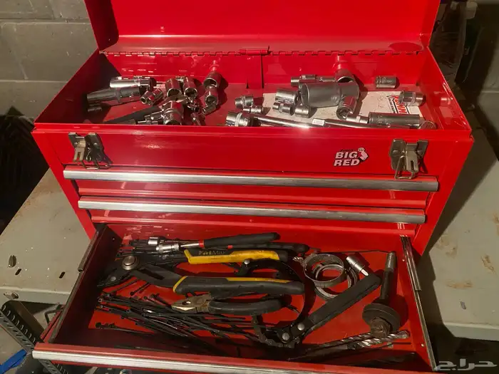 big red tool box   tools 4
