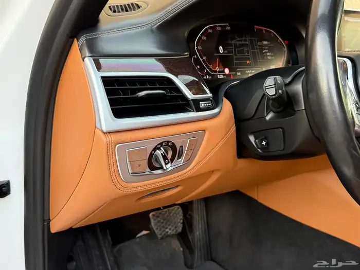 بي ام دبليو 2020 Li 730 22