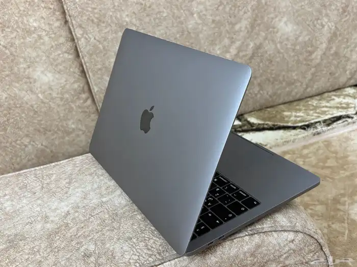 ماك بوك برو تاتش بار للبيع 2