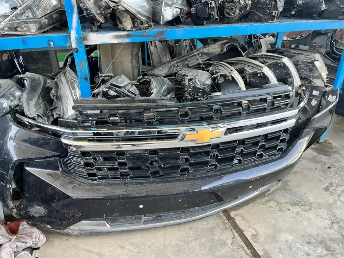 يوجد لدينا جميع قطع غيار السيارات المستعمله 12