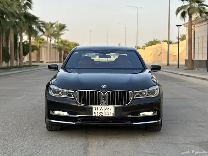بي ام 740 2016 3