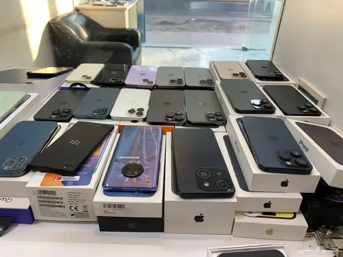 ايفون وسامسونج 0