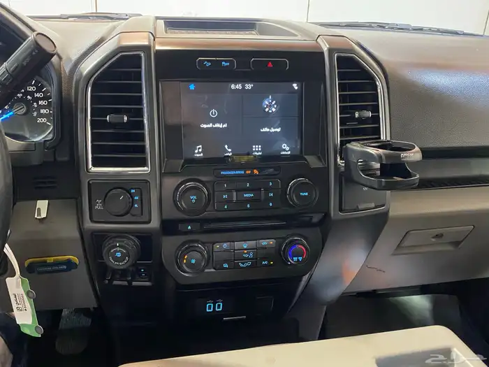 فورد F150 2017 فل كامل بحاله نظيفه جدا 13