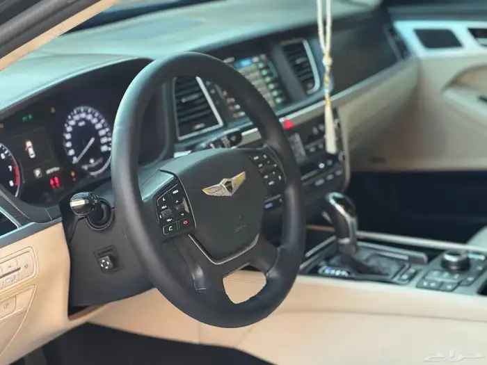 جنسس 2015 رويال G80 13