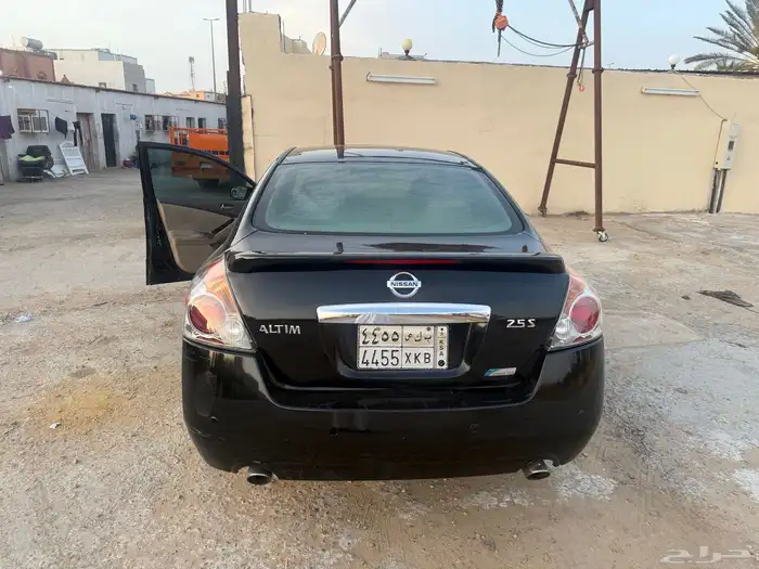 نيسان التيما 2011 7