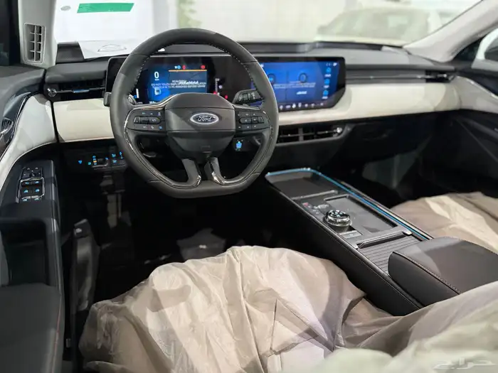 فورد تورس تيتانيوم 2026 سعر مميز 16