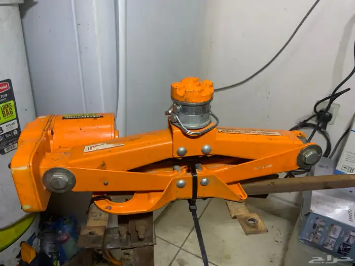 عفريتة ارضيه كهرباء 5 طن شبه الجديد 4