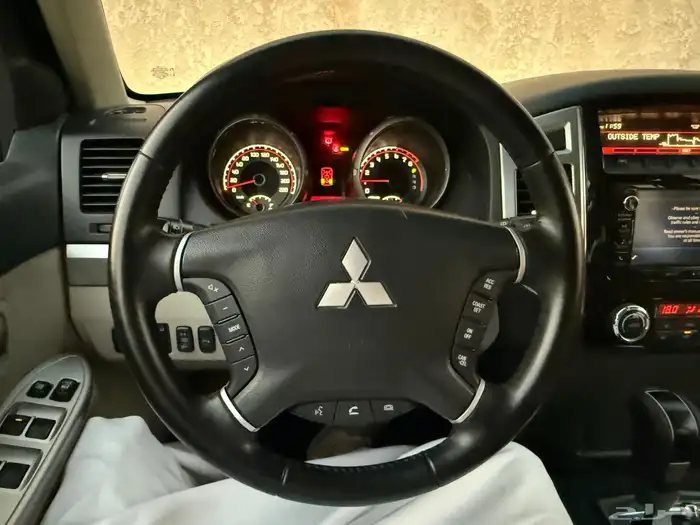 باجيرو 2020 GLC نص فل 20