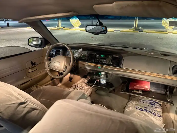 فورد فكتوريا 1998 11