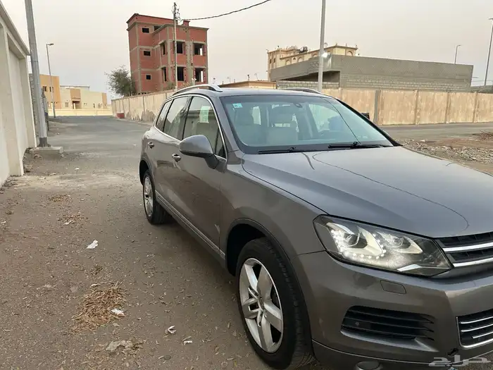 فولكس واجن طوارق 2013 2