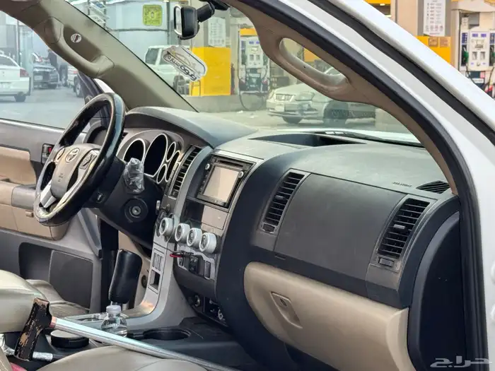 تويوتا سكويا 2016 المالك الأول من الوكالة 6