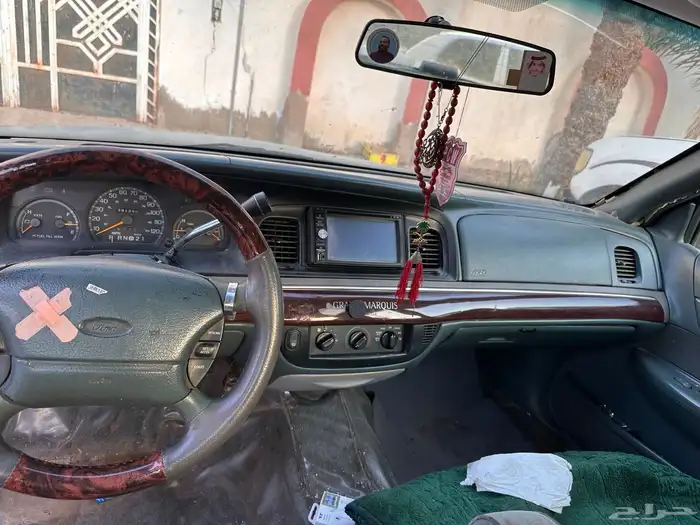فورد فكتوريا للبيع تشليح فقط 6