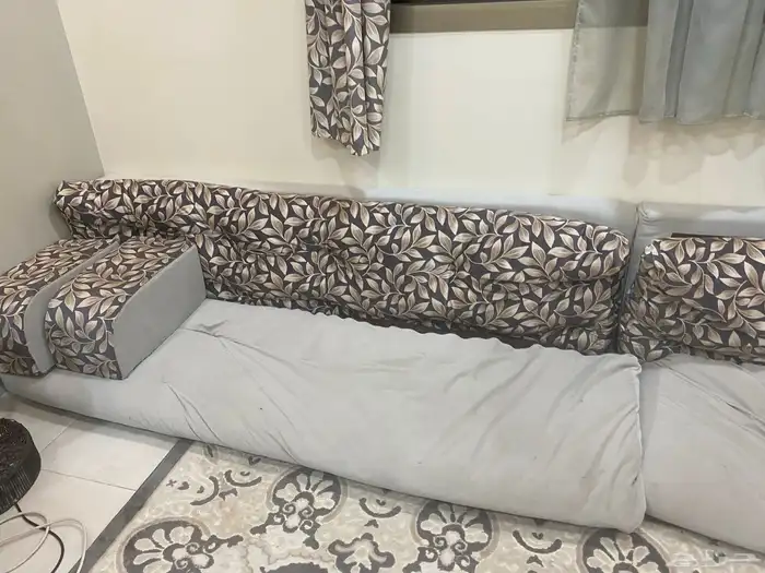 جلسة ارضيه 0