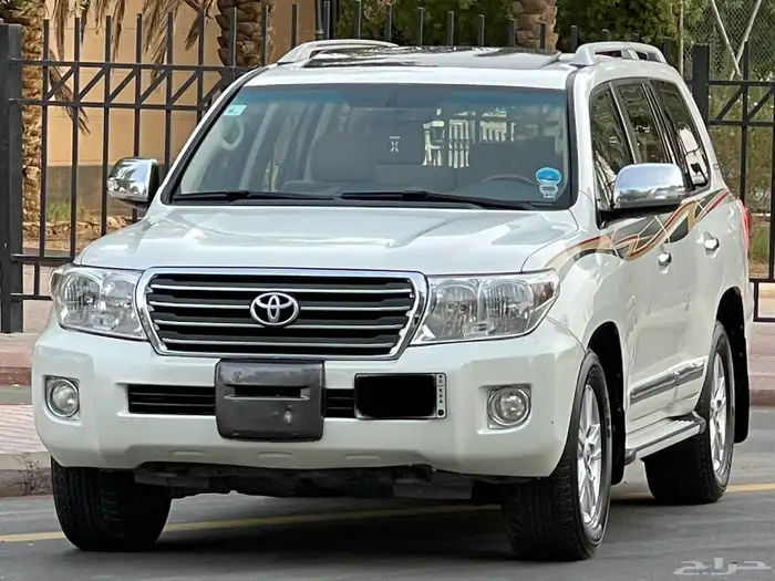 تويوتا-لاندكروزرGXR-2015 7