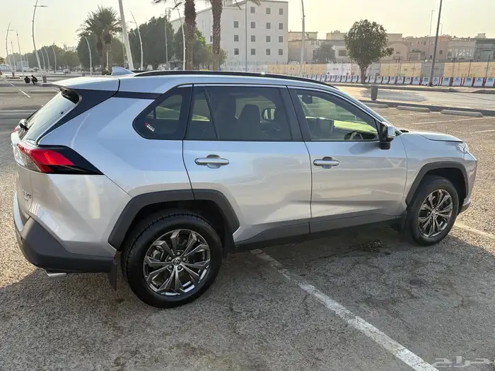 راف فور 2023 نص فل ممشى ( 113269km ) 19