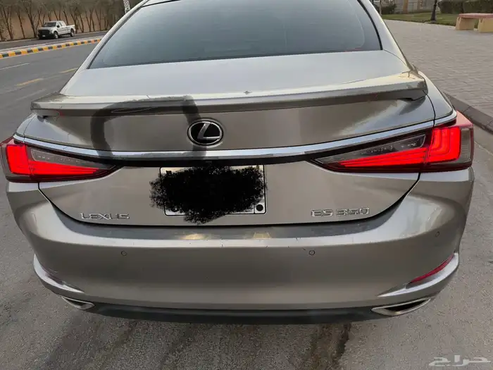 لكزس ES 350 2019 8