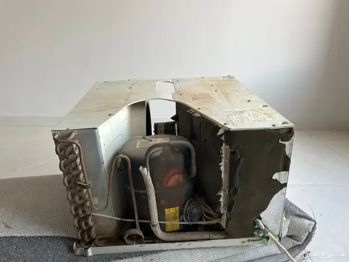 مكيف كمبرسر كبير للبيع 1