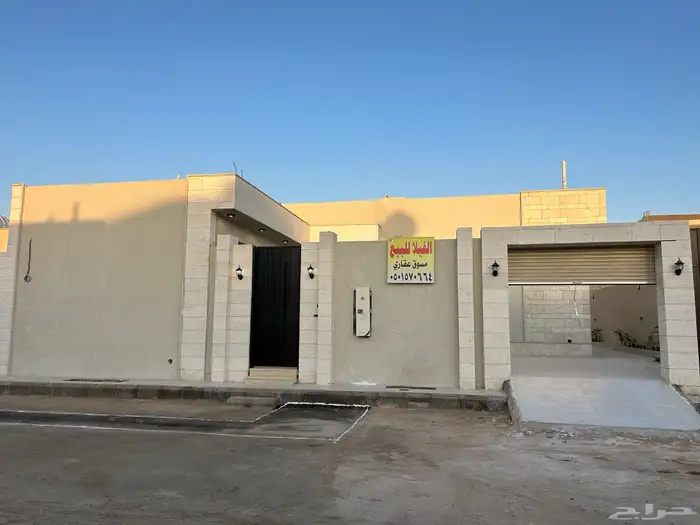للبيع دور ارضي  حي المدائن مودرن فاخر من الاخار 3