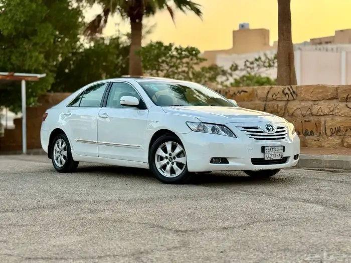 للبيع تويوتا كامري 2007 ((فل كامل))((نظيفة)) 19