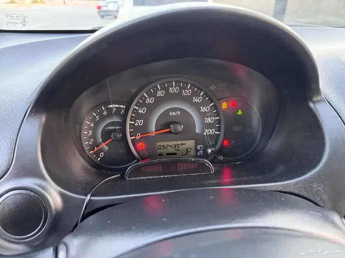 ميتسوبيشي اتراج ستاندرد 2021 بحالة ممتازة 7