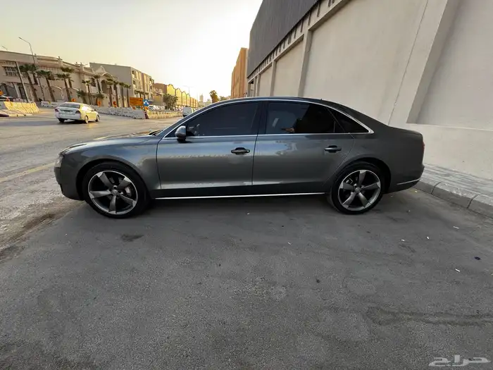 اودي A8 2015 V6 ماشيه 165 نظيفه جدا 19