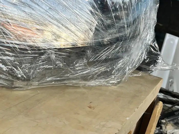 يوجد لدينا جميع قطع غيار السيارات المستعمله 15