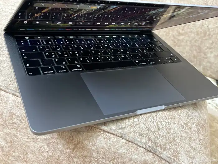 ماك بوك برو تاتش بار للبيع 6