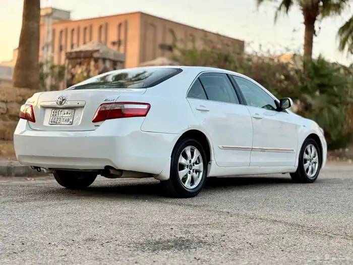 للبيع تويوتا كامري 2007 ((فل كامل))((نظيفة)) 10