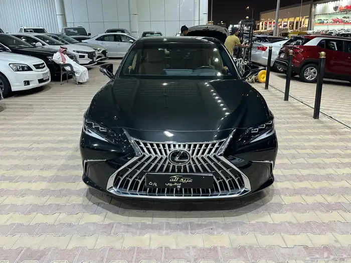 لكزس ES 350 موديل 2023 فل كامل DD نظيفة جدا 1