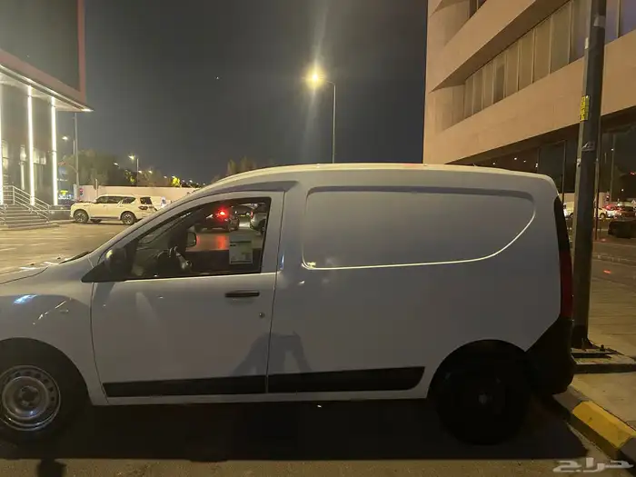 رينو دوكر فان بضاعه 2022 12