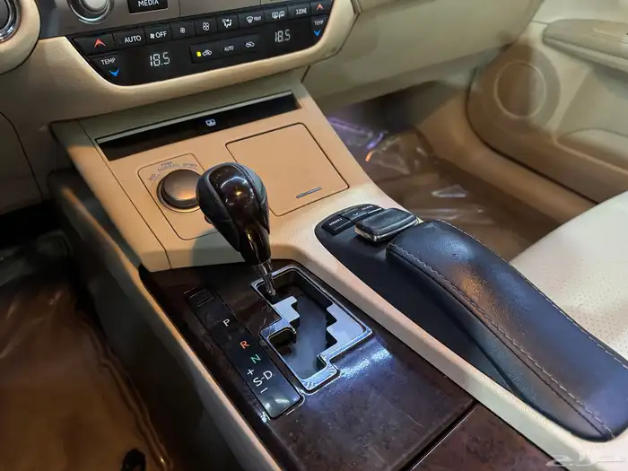 لكزس ES350 CC 2015 (( بحالة ممتازة )) 18