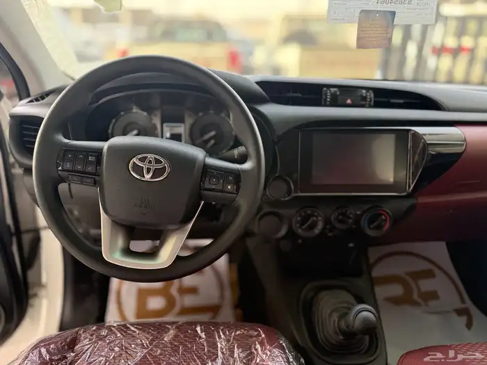 تويوتا هايلوكس 2025 5