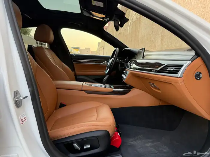 بي ام دبليو 2020 Li 730 44