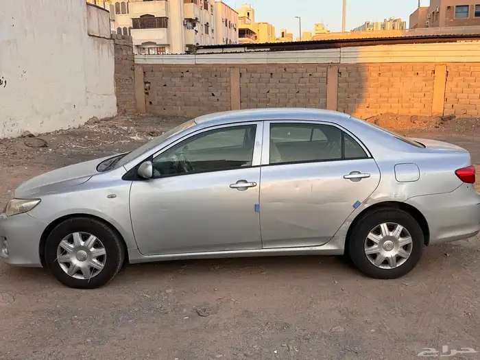 سيارة تويوتا كورلا 2013 1