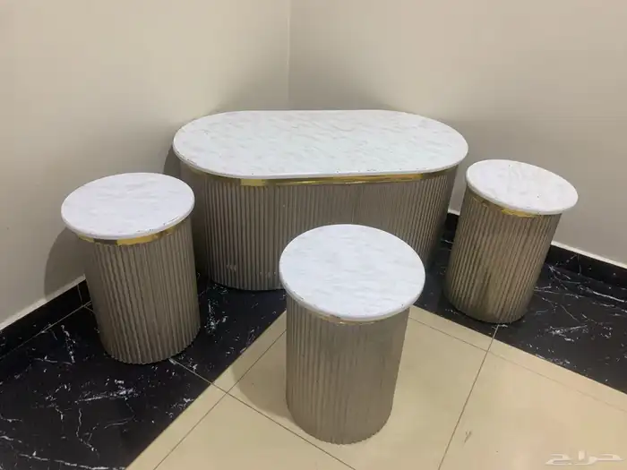 طاولات و سجاد 0