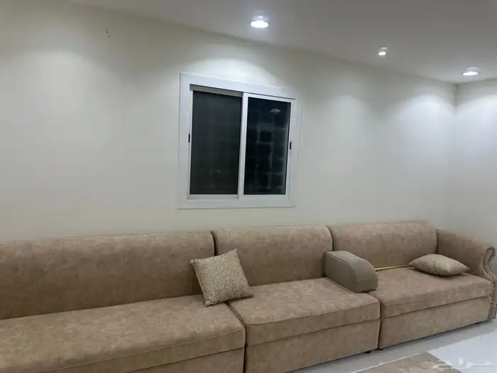 كنب للبيع مستعجل 4 5 5
