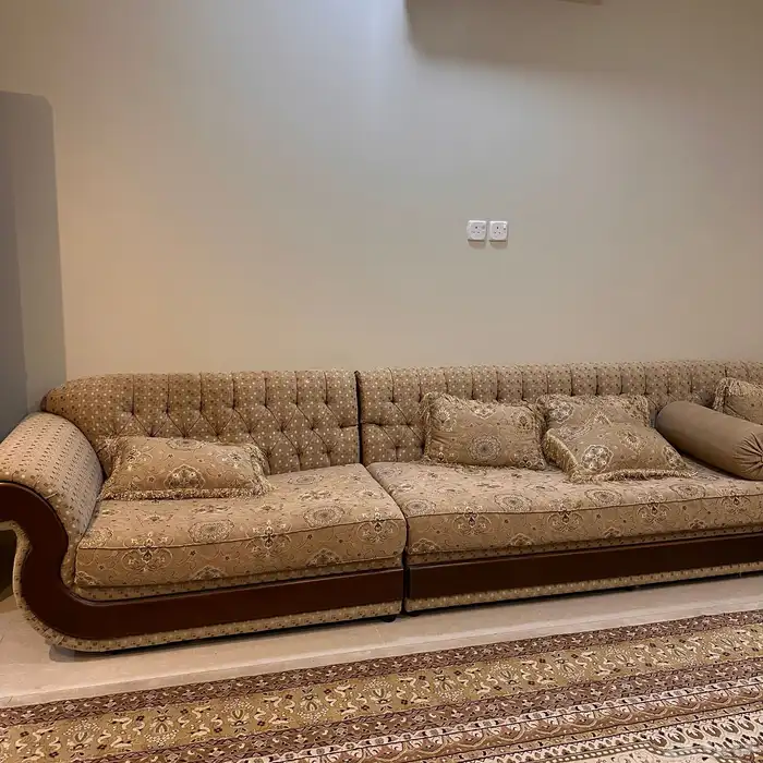 كنب للبيع تفصيل استخدام نظيف جدا 3