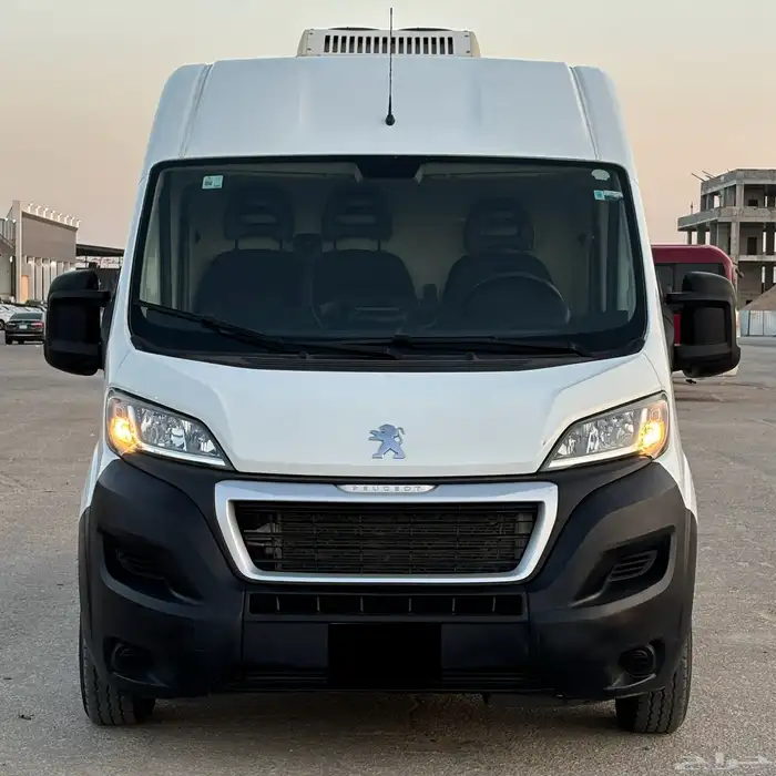 بيجو بوكسر 2021 باص ديزل سقف عالي ثلاجه 1