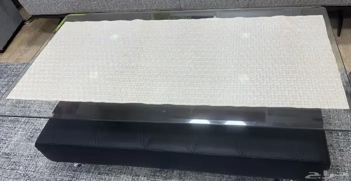 طاوله زجاج وجلد 1