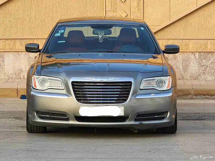 كلايسلر  2012 ممشي 215الف 0