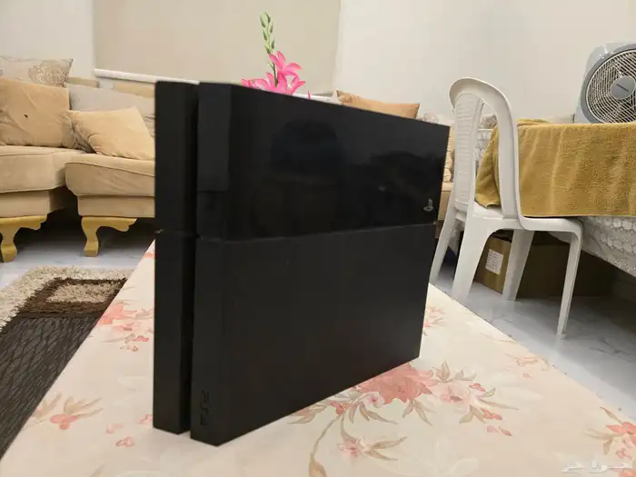 سوني بلايستيشن فور للبيع 1