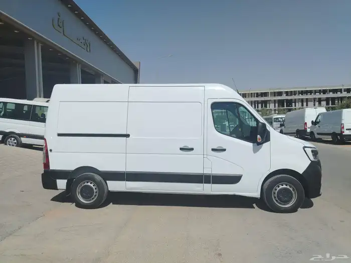 فان رينو ماستر 2021 2