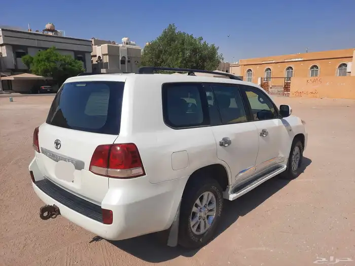 لاندكروزر ديزل 2009 4